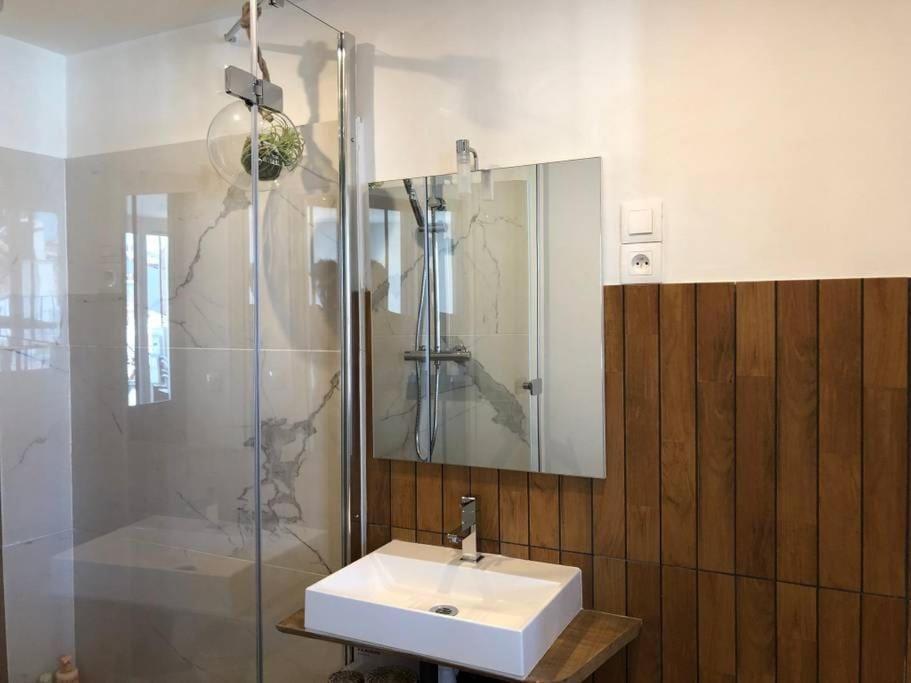 Apartment Lafrenchcasa Liberte *